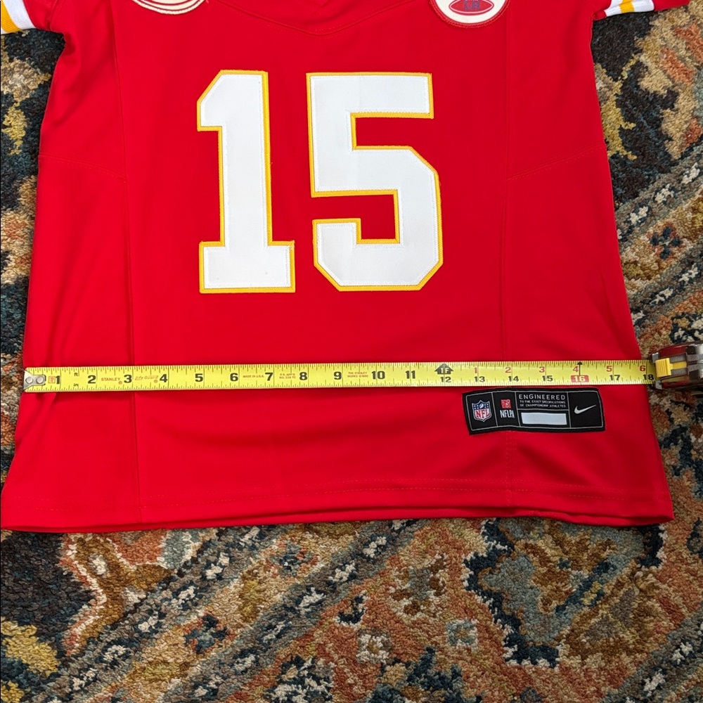 Nike Red NFL Team Jersey - Picture 7 of 9